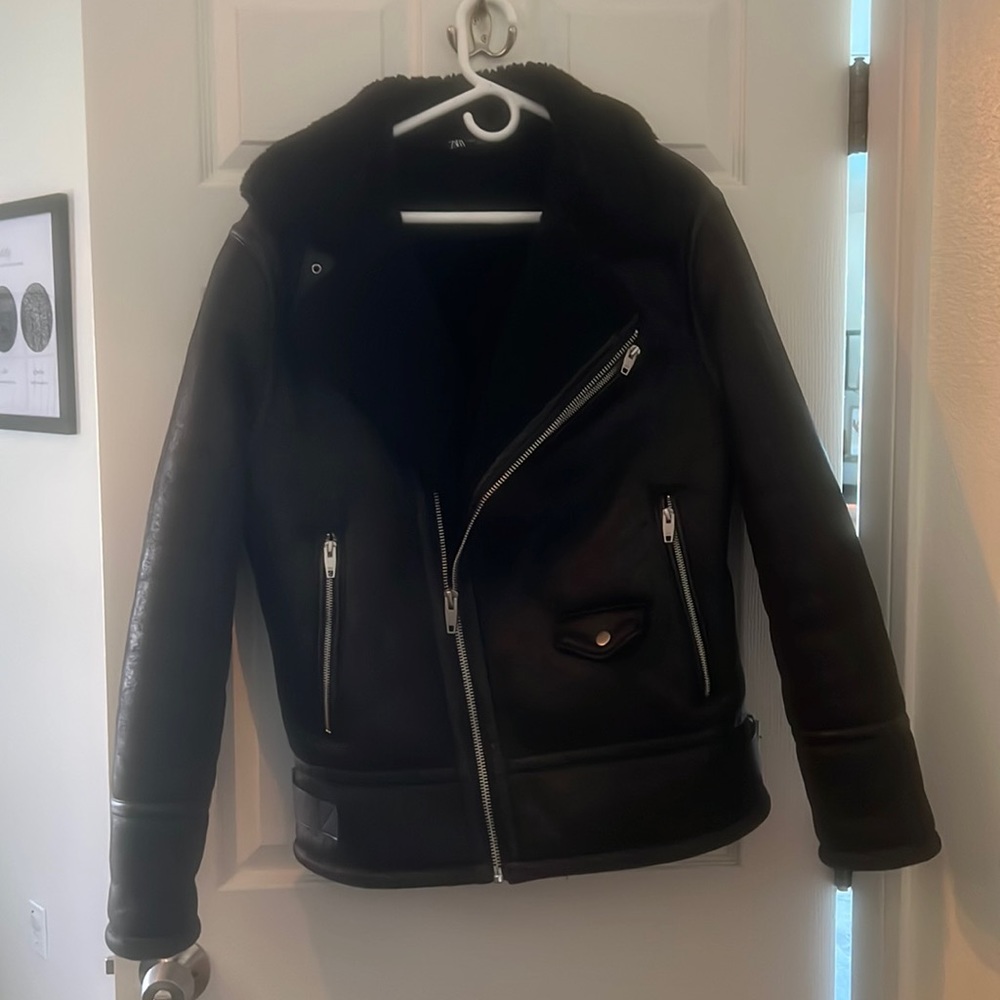 Men’s zara leather jacket size large